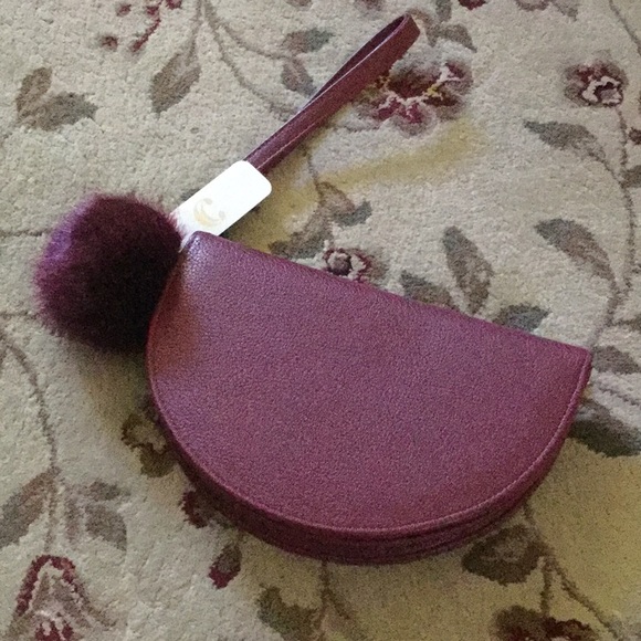 *BRAND NEW!!!! Charming Charlie’s Clutch - Picture 1 of 3